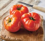 Tomate côtelée rouge en promo chez Super U Saint-Denis à 2,69 €