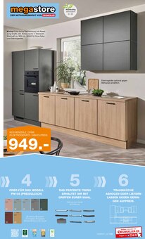Küche im Segmüller Prospekt "MODERNE KÜCHEN MEGA GÜNSTIG." mit 14 Seiten (Leverkusen)