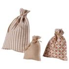Geschenktüte 3er-Set verschiedene Muster/Jute weiß von VINTERFINT für 1,99 € bei IKEA im Angebot Geschenktüte 3er-Set verschiedene Muster/Jute weiß von VINTERFINT im aktuellen IKEA Prospekt