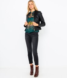 Camaïeu Grand Menil - Veste en cuir femme Promo Veste en cuir femme dans le catalogue Camaïeu "Camaïeu" à Grand Menil