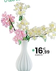 Promo Kit de bouquet perles à 16,99 € dans le catalogue JouéClub à Amiens