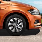 Radzierblenden 15 Zoll, brillantsilber bei Volkswagen im Taufkirchen Prospekt für 162,00 €