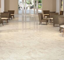 Bodenfliese Feinsteinzeug 'Calacatta Bianco', 'Nairobi Pearl' und 'Nairobi Marfill' bei BAUHAUS in Oberhausen Bodenfliese Feinsteinzeug 'Calacatta Bianco', 'Nairobi Pearl' und 'Nairobi Marfill' im Angebot bei BAUHAUS Oberhausen