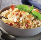 Salade de tagliatelles et surimi dans le catalogue Intermarché Hyper
