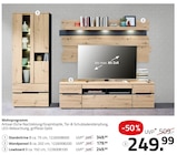 Standvitrine im aktuellen ROLLER Prospekt