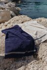 Drap de bain 70x140cm 100% coton GOTS en promo chez Monoprix Margaret Drap de bain 70x140cm 100% coton GOTS dans le catalogue Monoprix Margaret