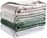 Flanell-Decke „Luna“ von Novel im aktuellen XXXLutz Möbelhäuser Prospekt für 9,99 €