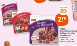 Beerenmischung, Erdbeeren oder Himbeeren Angebote von tegut... bei tegut Weimar für 2,79 €