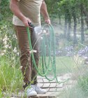 Tuyau extensible 15 m en promo chez Espace Emeraude Tuyau extensible 15 m dans le catalogue Espace Emeraude