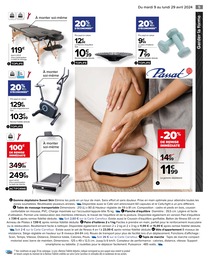 Offre Table De Massage dans le catalogue Carrefour du moment à la page 7