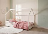 Lit cabane avec barrière - Maxi Bazar à Livry-Gargan Lit cabane avec barrière en promo chez Maxi Bazar Livry-Gargan à 99,99 €