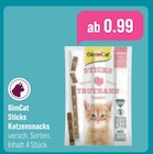 Sticks Katzensnacks im toom Baumarkt Prospekt Sticks Katzensnacks von GimCat im aktuellen toom Baumarkt Prospekt für 0,99 €