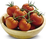 Promo Tomate ronde grappe à 2,19 € dans le catalogue Casino Supermarchés à St Cesaire