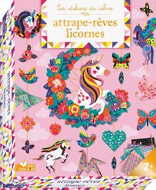 De Borée Éditions - Éditions Deux Coqs d'Or dans le catalogue Monoprix ATTRAPE-RÊVES LICORNE - Éditions Deux Coqs d'Or à 13,99 € en promo chez Monoprix
