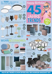 Pfanne im Trends Prospekt "45 Jahre TRENDS - …und Du bekommst die Geschenke!" mit 8 Seiten (Herne)