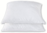 Lot de 2 oreillers 60x60cm en promo chez Super U Arles à 7,99 €