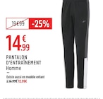 Pantalon d'entraînement - Intersport Pantalon d'entraînement à 12,99 € dans le catalogue Intersport