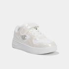 La Halle Bron - Promo Baskets scratchs Champion RD18 Met jaune or fille Promo Baskets scratchs Champion RD18 Met jaune or fille à 39,99 € dans le catalogue La Halle à Bron