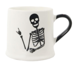 Mug squelette en promo chez B&M Mug squelette dans le catalogue B&M