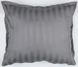 Aktuelle Bettwäsche Angebote bei JYSK in Neuss Aktuelles NELL Satin-Kissenbezug Angebot bei JYSK in Neuss ab 1,75 €