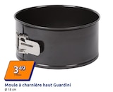 Moule à charnière haut Guardini - Guardini en promo chez Action Poitiers à 3,49 €