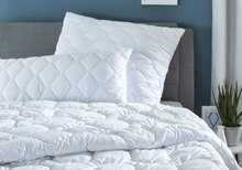 Bettzeug „Kuschelweich“ bei Höffner in Düsseldorf Bettzeug „Kuschelweich“ im Angebot bei Höffner Düsseldorf für 10,00 €