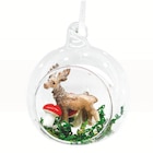 Boule ouverte cerf et champignons en promo chez Maxi Bazar Boule ouverte cerf et champignons dans le catalogue Maxi Bazar