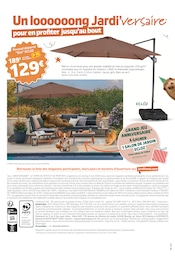 Parasol en promo dans le catalogue Jardiland à la page 16