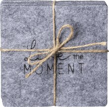 Untersetzer Filz quadratisch 'Live the Moment' grau Angebot in Lorsch, Hess im aktuellen Prospekt bei dm-drogerie markt in Lorsch, Hess