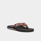 Tongs marron homme en promo chez La Halle Tongs marron homme dans le catalogue La Halle