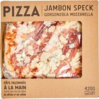 Pizza jambon speck gorgonzola mozzarella - MIX BUFFET en promo chez Carrefour Market Pizza jambon speck gorgonzola mozzarella - MIX BUFFET dans le catalogue Carrefour Market