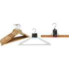 SUR TOUS LES CINTRES EN BOIS - CARREFOUR HOME dans le catalogue Carrefour