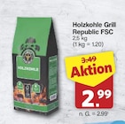 famila Nordwest Ganderkesee - Holzkohle Grill Republic FSC Angebot im Prospekt Holzkohle Grill Republic FSC bei famila Nordwest im Ganderkesee Prospekt für 2,99 €