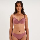 La Halle Verdun - Promo Soutien-gorge triangle micro dentelle vieux rose femme Promo Soutien-gorge triangle micro dentelle vieux rose femme à 15,99 € dans le catalogue La Halle à Verdun