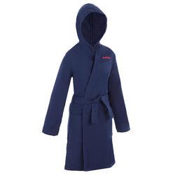 DECATHLON Lünen - Bademantel Bio-Baumwolle Kinder marineblau Bademantel Bio-Baumwolle Kinder marineblau Angebot bei DECATHLON Lünen im Prospekt DANN IST ES EBEN KALT DRAUSSEN