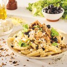 Salade Poulet Feta Olive en promo chez Supermarchés Match Châlons-en-Champagne à 3,95 €