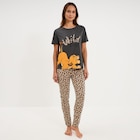 Ensemble pyjama legging Roi Lion Simba gris foncé femme en promo chez La Halle Ensemble pyjama legging Roi Lion Simba gris foncé femme dans le catalogue La Halle