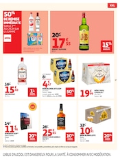 Promos Vin dans le catalogue "LES HALLES d'automne" de Auchan Supermarché Vin en promo dans le catalogue Auchan Supermarché à la page 17