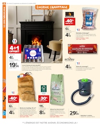 Offre Aspirateur dans le catalogue Carrefour Market du moment à la page 12