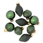 9 Weihnachtskugeln in verschiedenen Formen im Ernstings family Prospekt 9 Weihnachtskugeln in verschiedenen Formen von im aktuellen Ernstings family Prospekt für 3,99 €