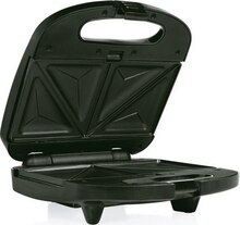 Electroménager - TRISTAR dans le catalogue Géant Casino Croque gaufre 3en1 SA-3070 Noir - TRISTAR à 28,90 € en promo chez Géant Casino