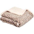 Plaid Léopard en promo chez Carrefour Reims à 14,99 €