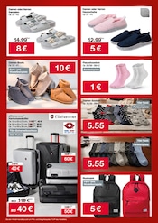 Socken im Woolworth Prospekt in Frankfurt Aktueller Woolworth Prospekt mit Socken, "NEUERÖFFNUNG IN NEU ISENBURG", Seite 6