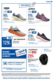 Montre Angebote im Prospekt "DU TOUT TERRAIN À TOUT PETIT PRIX" von Intersport auf Seite 5