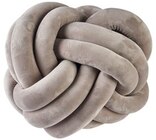Knoten-Deko-Kissen Angebote von HOME IDEAS Living bei Penny Amberg für 12,99 €