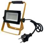 Projecteur LED portable 30W avec support dans le catalogue Carrefour