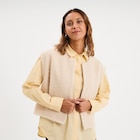 La Halle Marseille - Promo Veste sans manches sable femme Promo Veste sans manches sable femme à 12,99 € dans le catalogue La Halle à Marseille