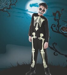 Aldi Valenton - Déguisement enfant pour Halloween Promo Déguisement enfant pour Halloween dans le catalogue Aldi "Halloween des pâtisseries ou un sort !" à Valenton
