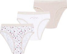 Lot de 3 culottes fille - Géant Casino à Grenoble Lot de 3 culottes fille en promo chez Géant Casino Grenoble à 7,42 €