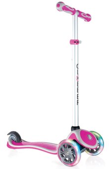 Trottinette Primo Lights plus - Oxybul à Angers Trottinette Primo Lights plus en promo chez Oxybul Angers à 59,99 €